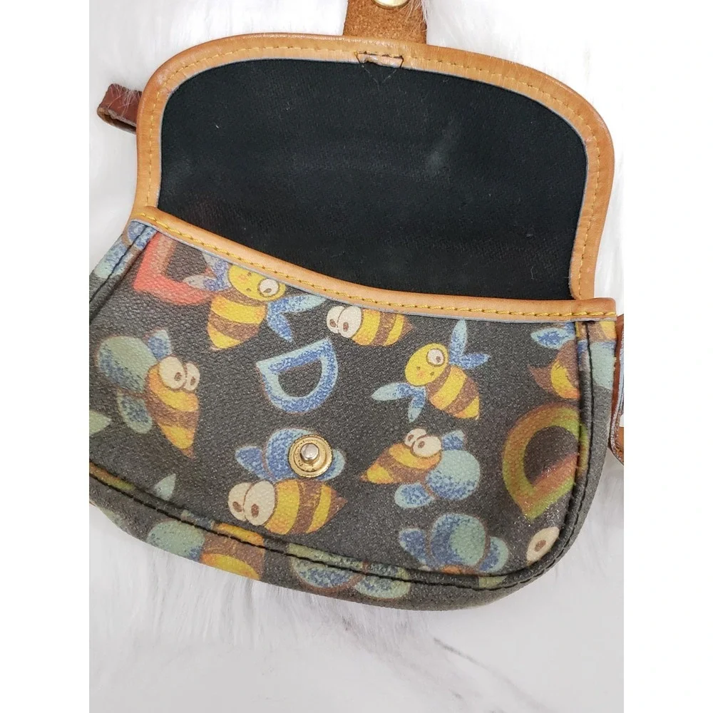 Dooney & Bourke Vintage Bumblebee Wristlet BEE LEATHER Y2K